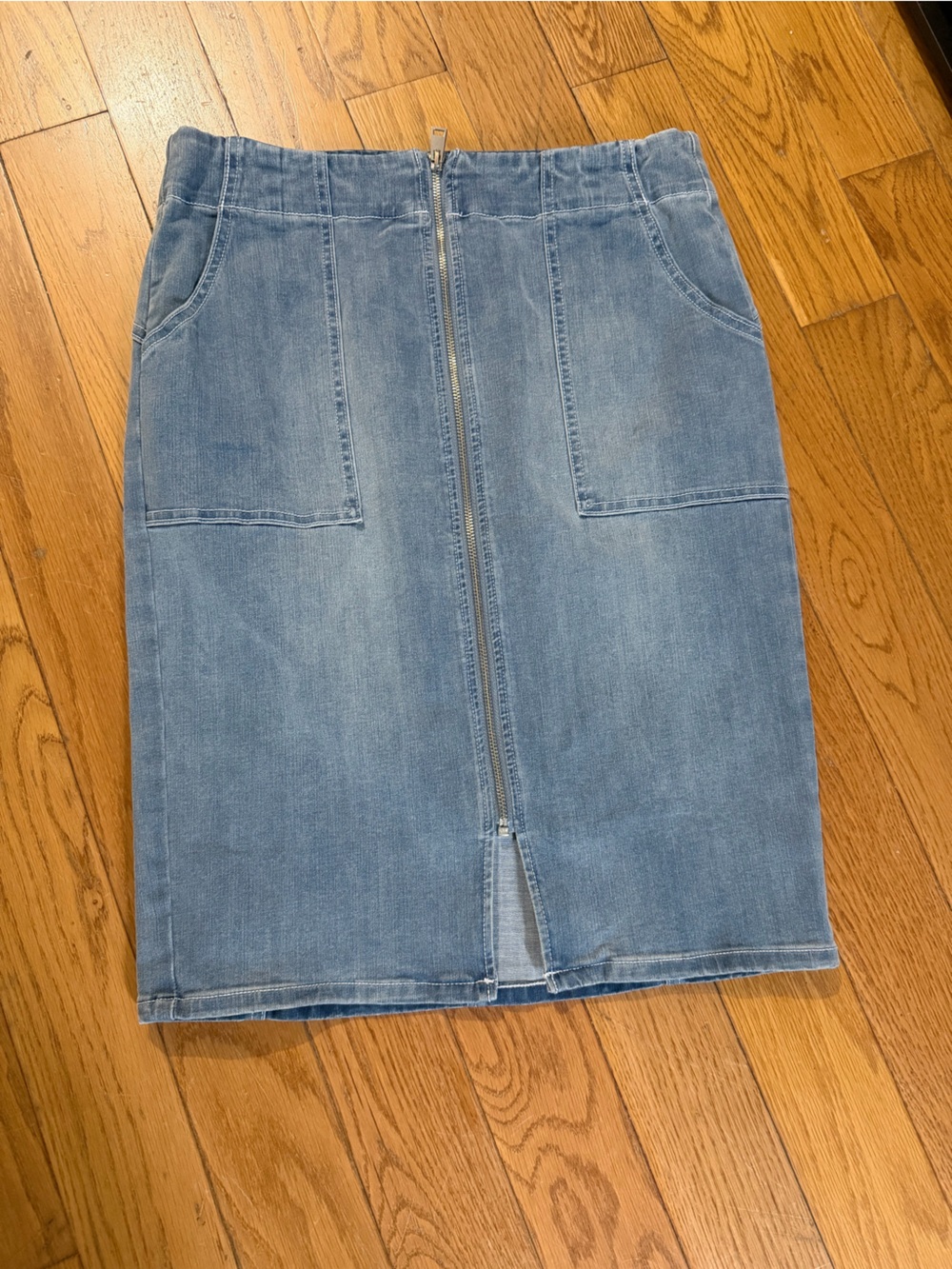 G by Giuliana Light Blue Denim Skirt with Front Zip Detail